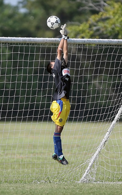 德甲第6輪門興格拉德巴赫1-0多特蒙德 哈蘭德羅伊斯缺陣達胡德染紅.