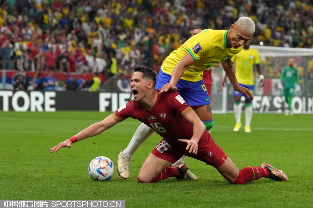 并对中国高 并对中国高